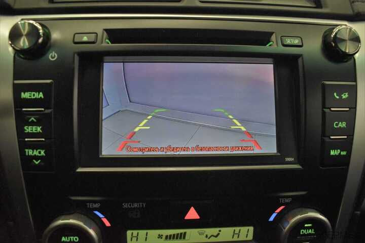 Фото TOYOTA Camry №8