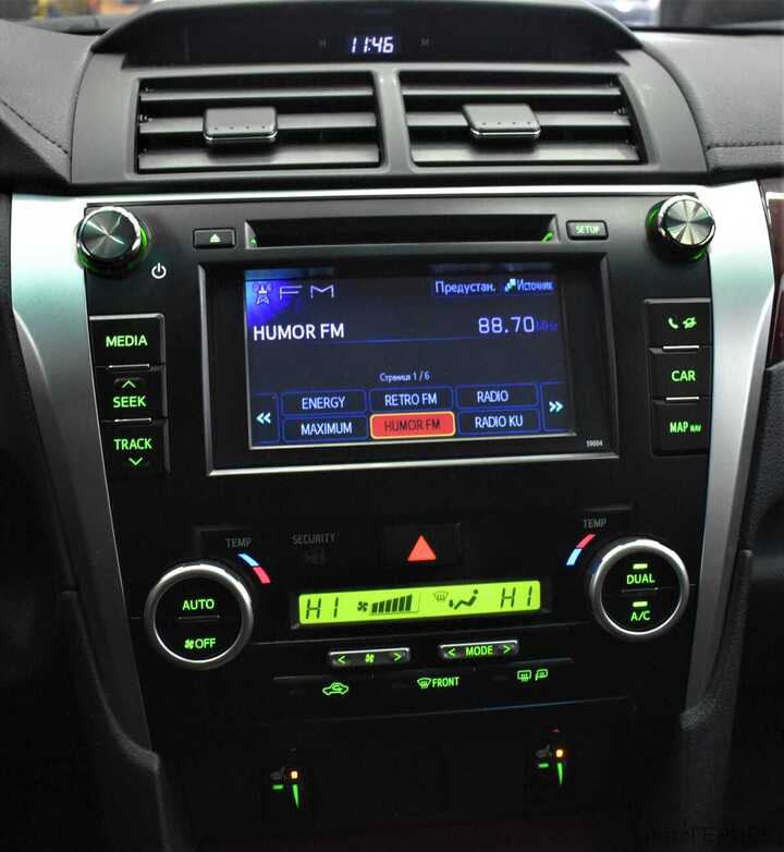 Фото TOYOTA Camry №6